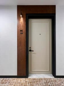 1948A 1998 2nd Ave Diego Varas N110 medium