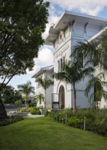 2027 Casa Kai Raquel Perez Puig N9 medium