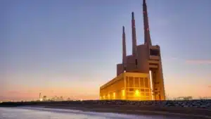 Tres Xemeneies TimeOut ShutterShock Press