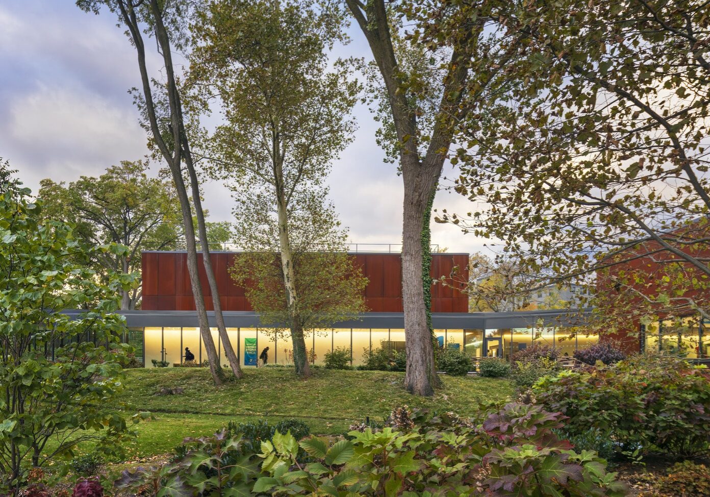 1711 Northeast Bronx YMCA David Sundberg ESTO N79 medium