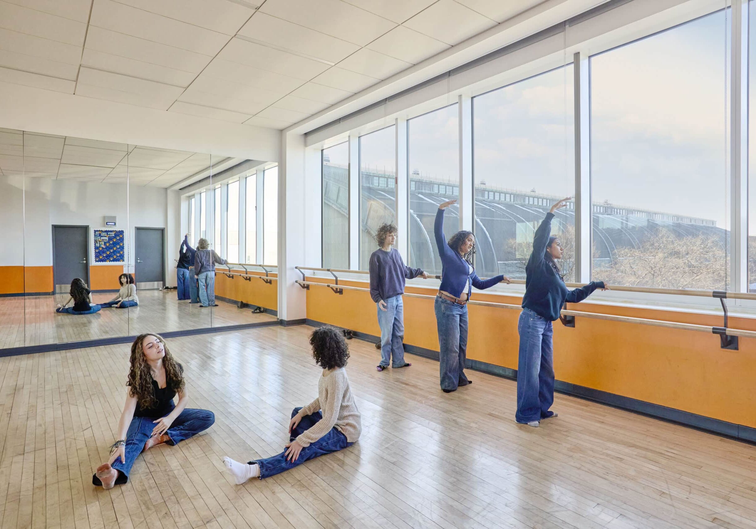 2018 KIPP Inquire Elementary Affirm Middle School Joshua Simpson Dance Room 024 comp