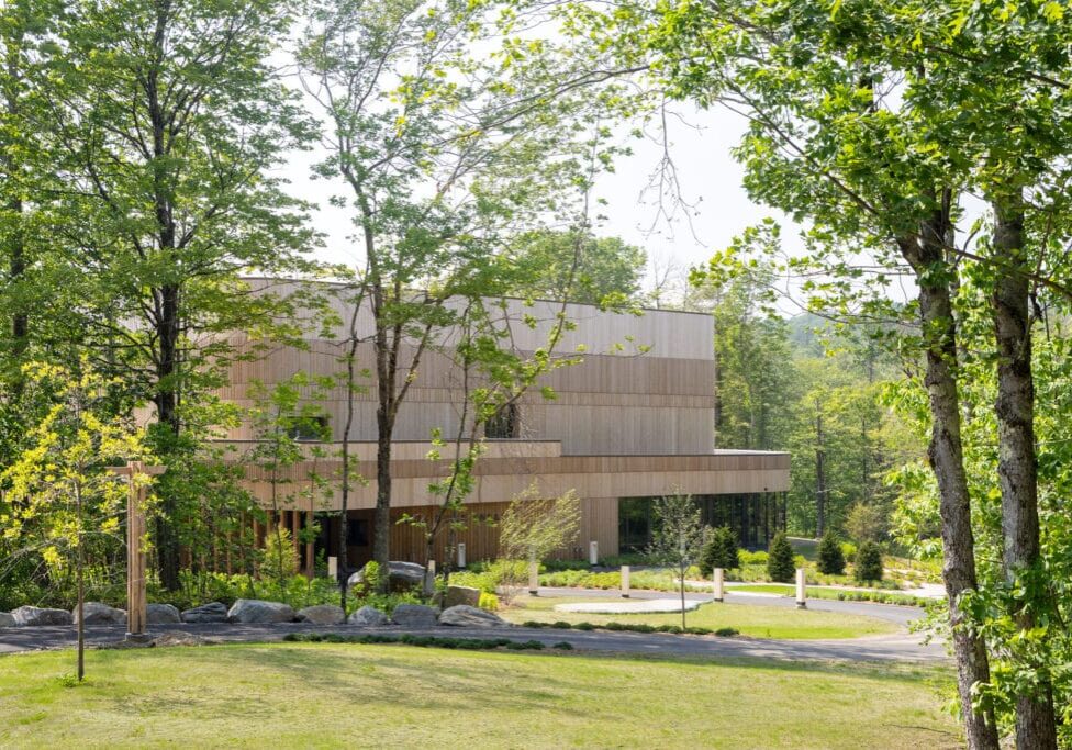 2148 Doris Duke Theatre on the Jacobs Pillow Campus Iwan BaanJacobs Pillow Mecanoo 0123