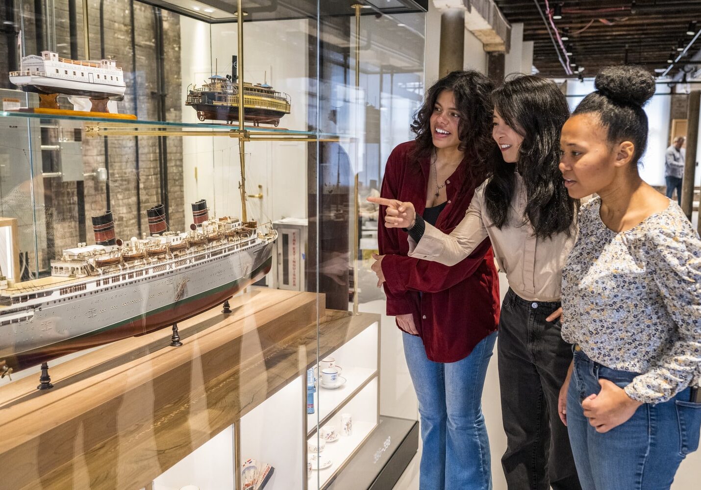 2149 N70 South Street Seaport Museum medium Richard Bowditch